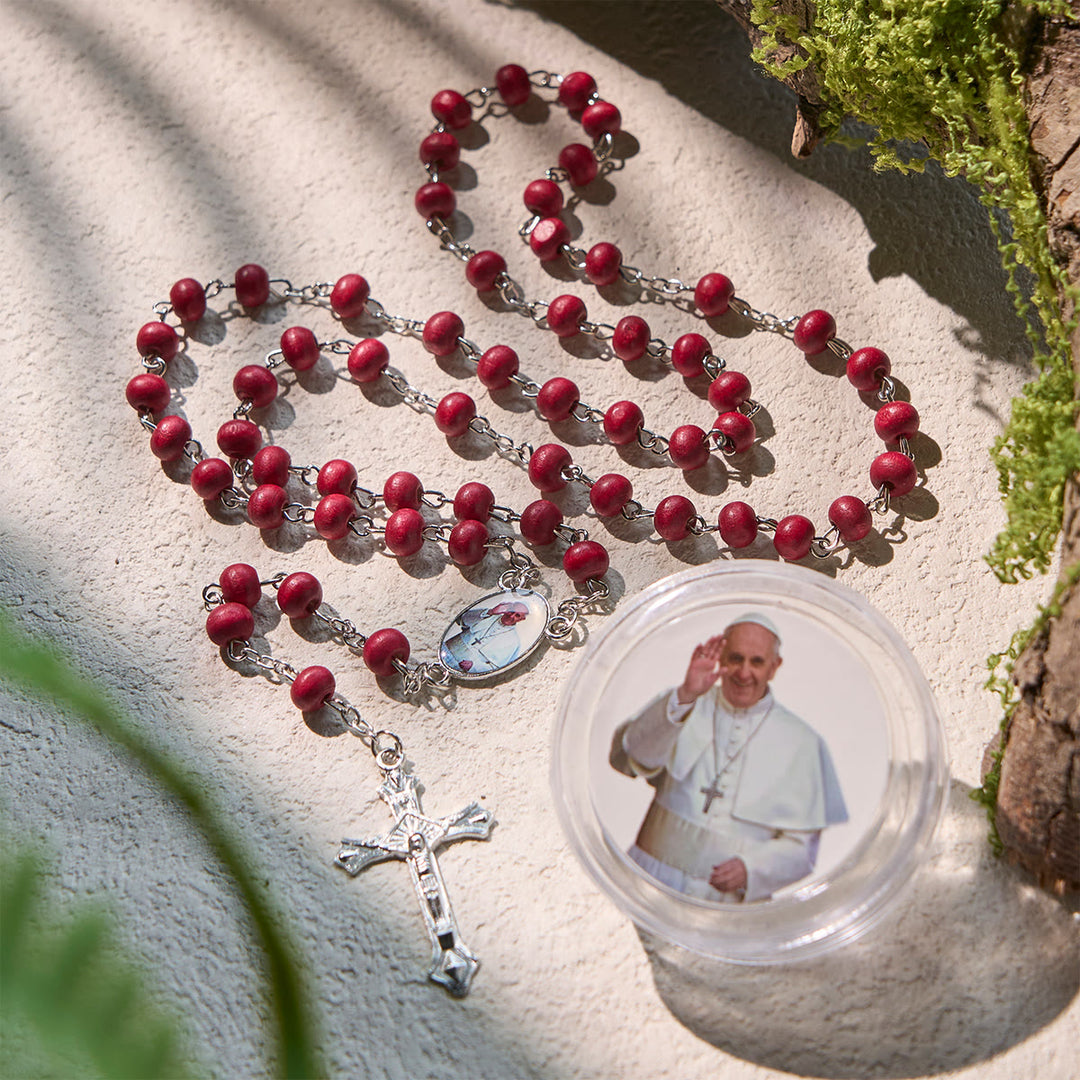 Christianartworkshop Göttlicher Rosenkranz aus Holz in Rot und Weiß mit Segenskasten von Papst Franziskus - Rot - image 1