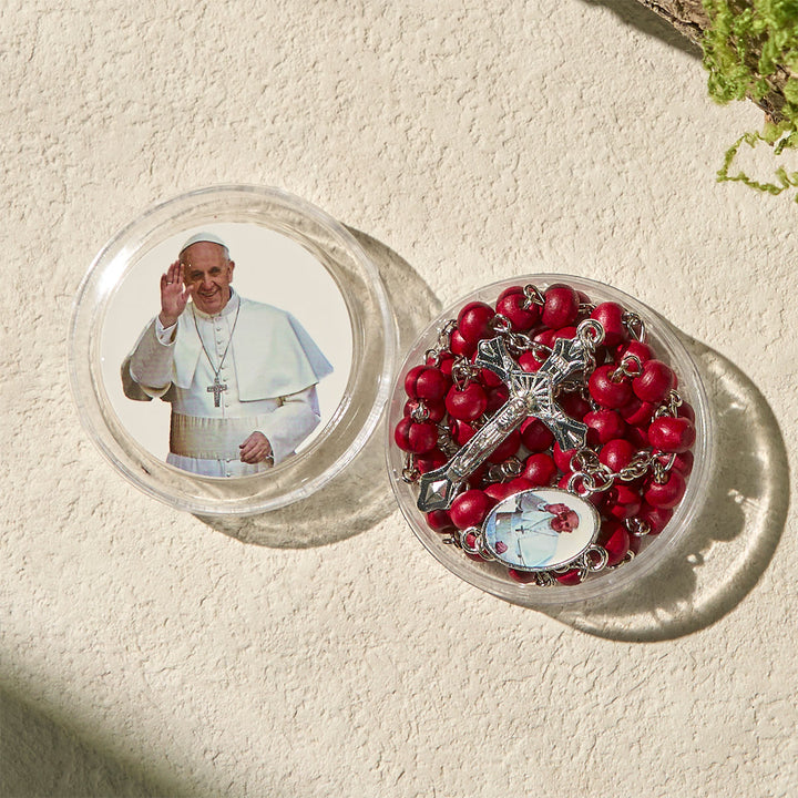 Christianartworkshop Göttlicher Rosenkranz aus Holz in Rot und Weiß mit Segenskasten von Papst Franziskus - image 6