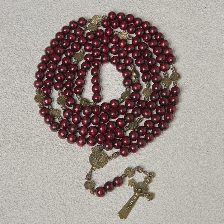 Christianartworkshop 15/20 Dekaden-Rosenkranz aus Olivenholz mit dem Design des Heiligen Benedikt, Kruzifix und Hüftkette – Göttliche Hingabe im doppelten Nutzen - 15 Jahrzehnt - Wein - image 8