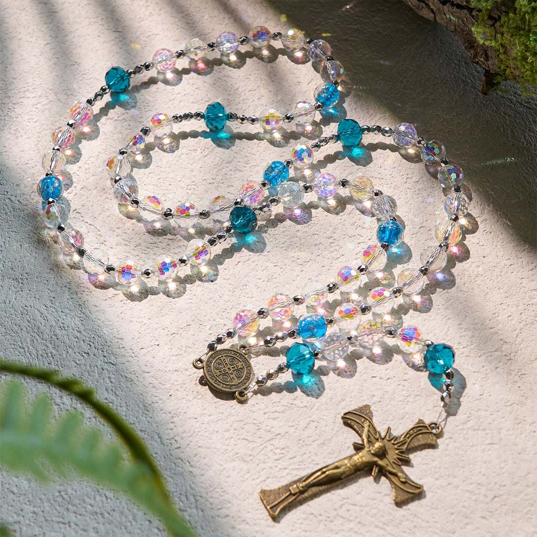 Christianartworkshop GEBETSVOLLER GLAUBE: Eleganter Rosenkranz mit leuchtenden Perlen des Heiligen Benedikt mit Geschenkkarte - image 4