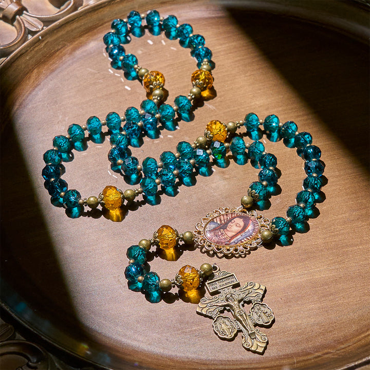 Christianartworkshop Erntedankfest: Strahlend blauer und bernsteinfarbener Rosenkranz mit Unserer Lieben Frau-Medaille und antikem Pardon-Kruzifix - image 3