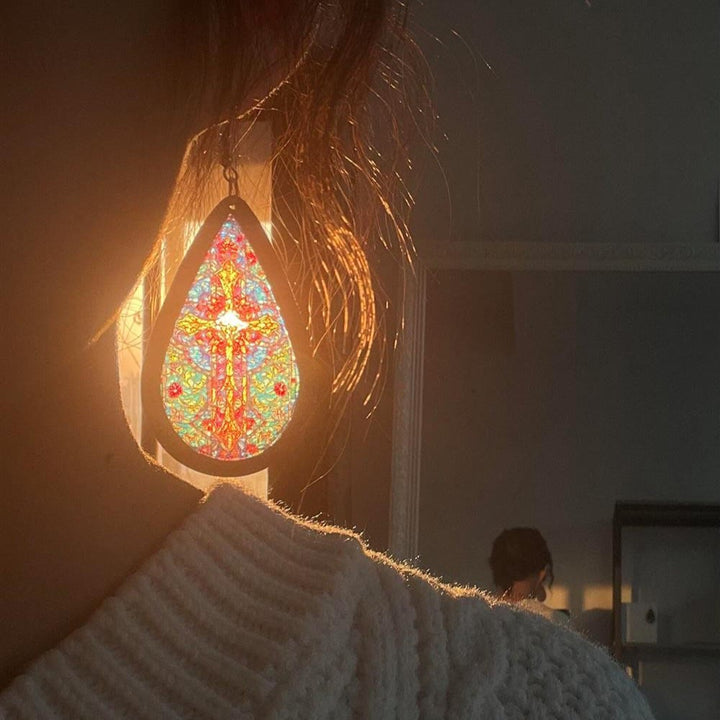 Christianartworkshop Tropfenförmige Ohrringe „Glorious Grace“, inspiriert von farbenfroher Kirchenfensterkunst - A - image 1