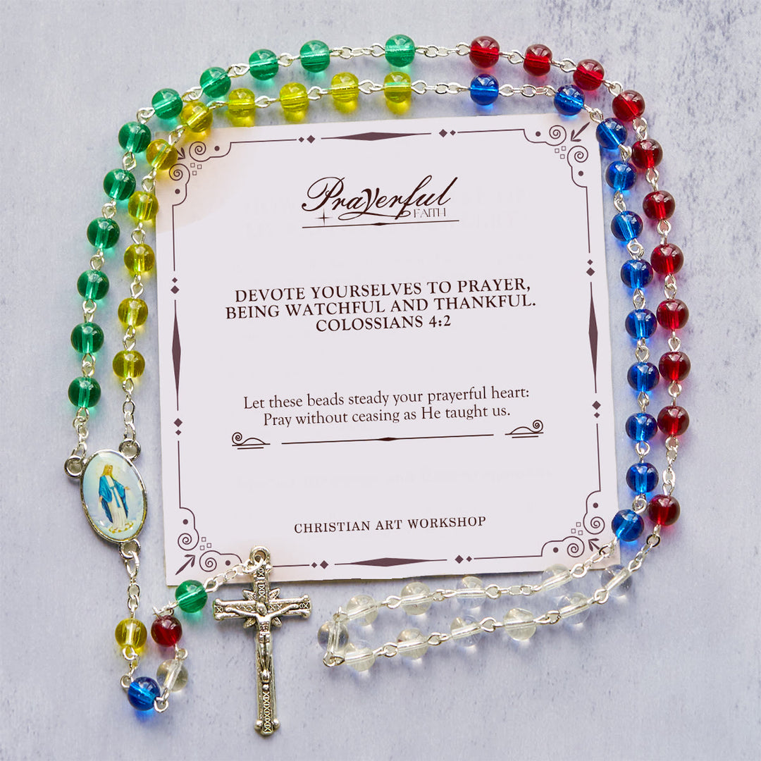 Christianartworkshop GEBETSVOLLER GLAUBE: 6 mm transparenter, mehrfarbiger Regenbogen-Perlen-Rosenkranz mit Geschenkkarte - Unsere Liebe Frau und Kruzifix - image 1