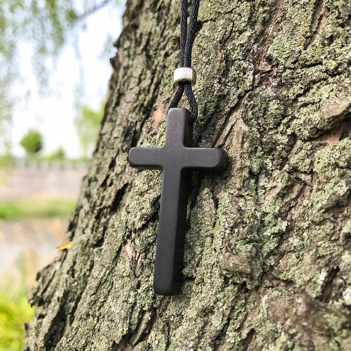 Christianartworkshop Klassische Halskette aus natürlichem Ebenholz mit Kreuz: Symbol des reinen und beständigen Glaubens - image 4