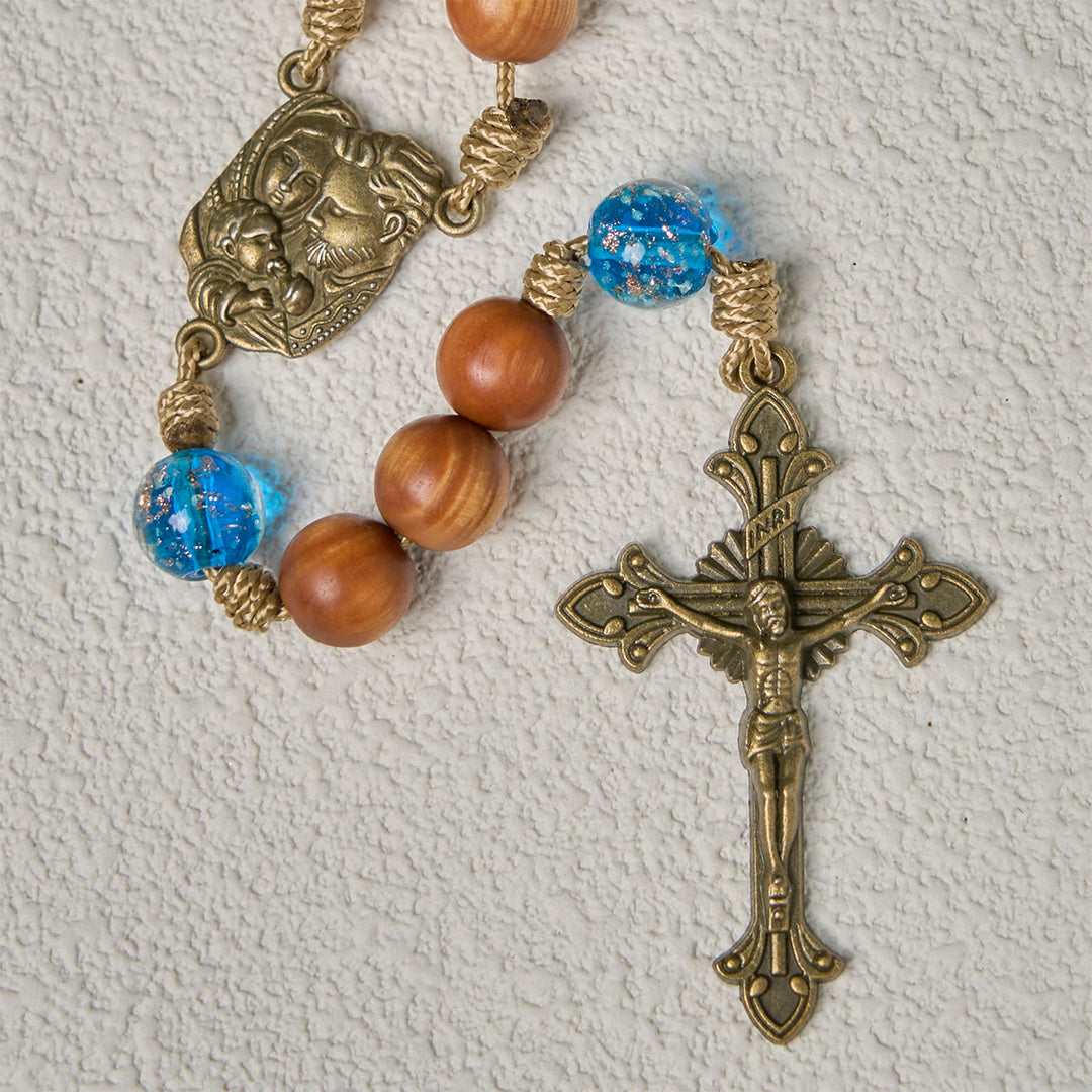 Christianartworkshop Rustikaler Rosenkranz aus Thuja-Holz und Ozeanblau mit Führung und Segen der Heiligen Familie - image 8