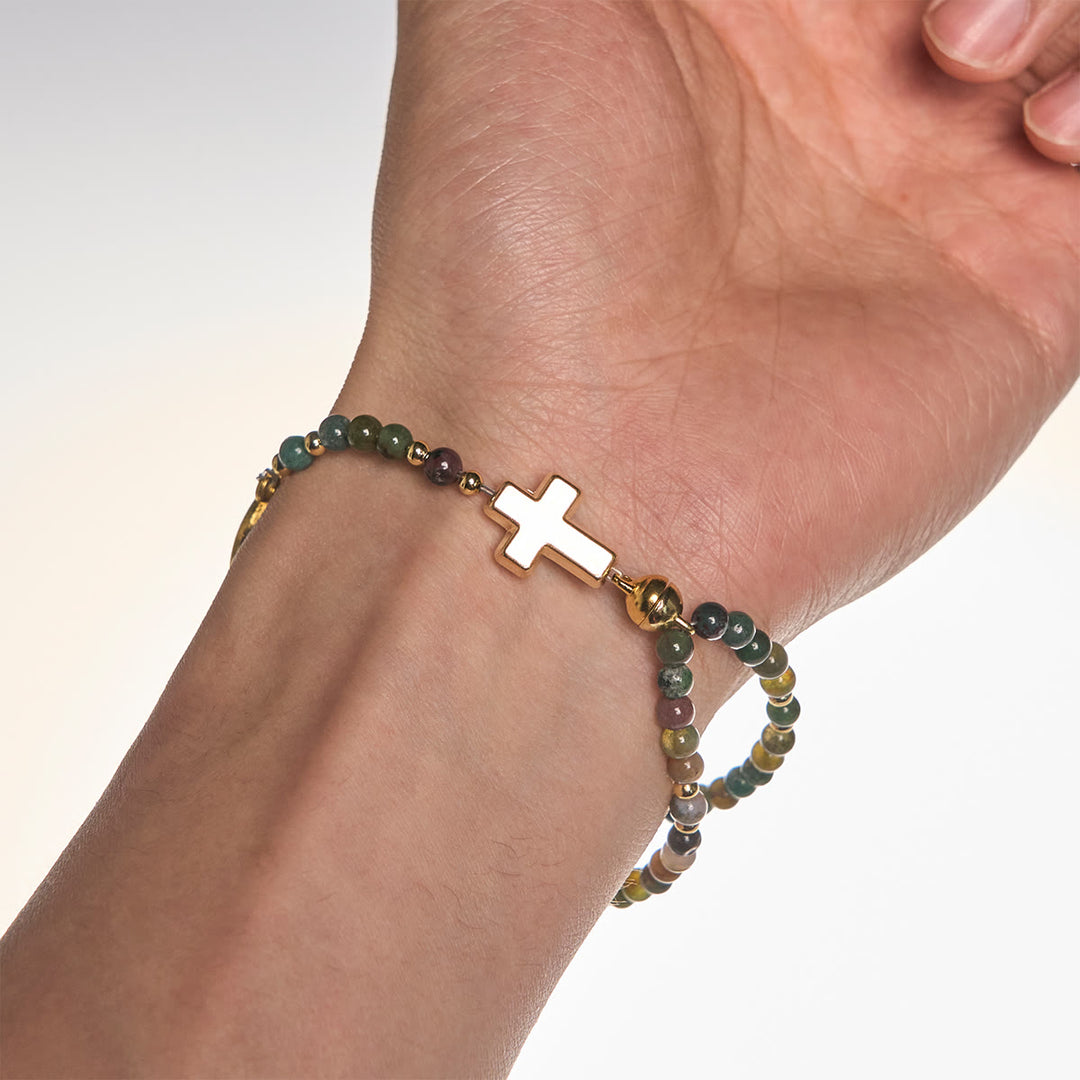 Christianartworkshop Handgefertigte Rosenkranz-Armbänder in Erdtönen mit Kreuz und St. Benedikt-Anhänger - image 3