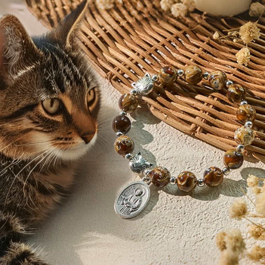 Christianartworkshop Gedenkarmband mit braun getigerter Katze und handgefertigten Bernsteinperlen, Tier-Rosenkranz - Rosenkranz-Armband mit getigerter Katze - image 0