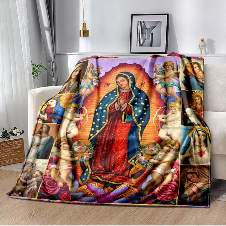 Christianartworkshop – Kuschelige Flanelldecke mit der Heiligen Jungfrau von Guadalupe: Wärme für Ihr Zuhause - A - 264x228cm - image 0