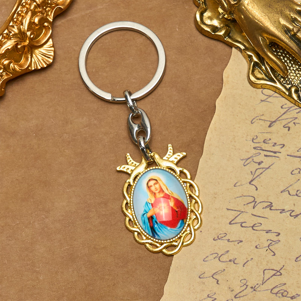 Christianartworkshop Schlüsselanhänger im Vintage-Stil mit dem Heiligen Herzen Mariens: Taube als spiritueller Begleiter - image 2