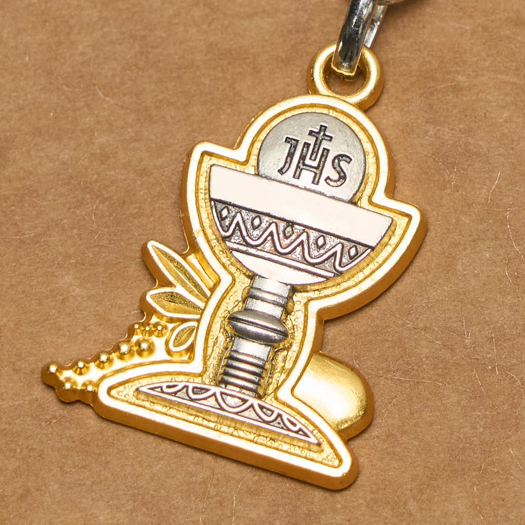 Christianartworkshop Zweifarbiger Schlüsselanhänger mit Heiligem Kelch und IHS-Symbol: Faith Filled Blessings - image 2