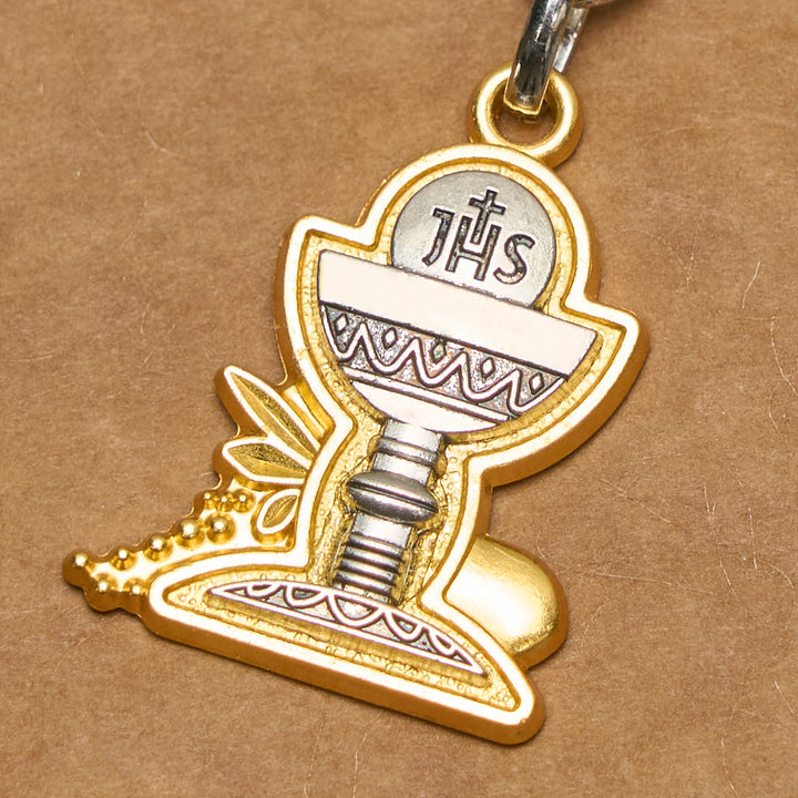 Christianartworkshop Zweifarbiger Schlüsselanhänger mit Heiligem Kelch und IHS-Symbol: Faith Filled Blessings - image 2