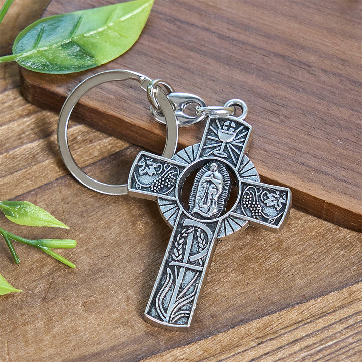 Christianartworkshop Schlüsselanhänger „Daily Faith“ zur Erstkommunion: Begleiter für heilige Meilensteine - Erstkommunion - image 0