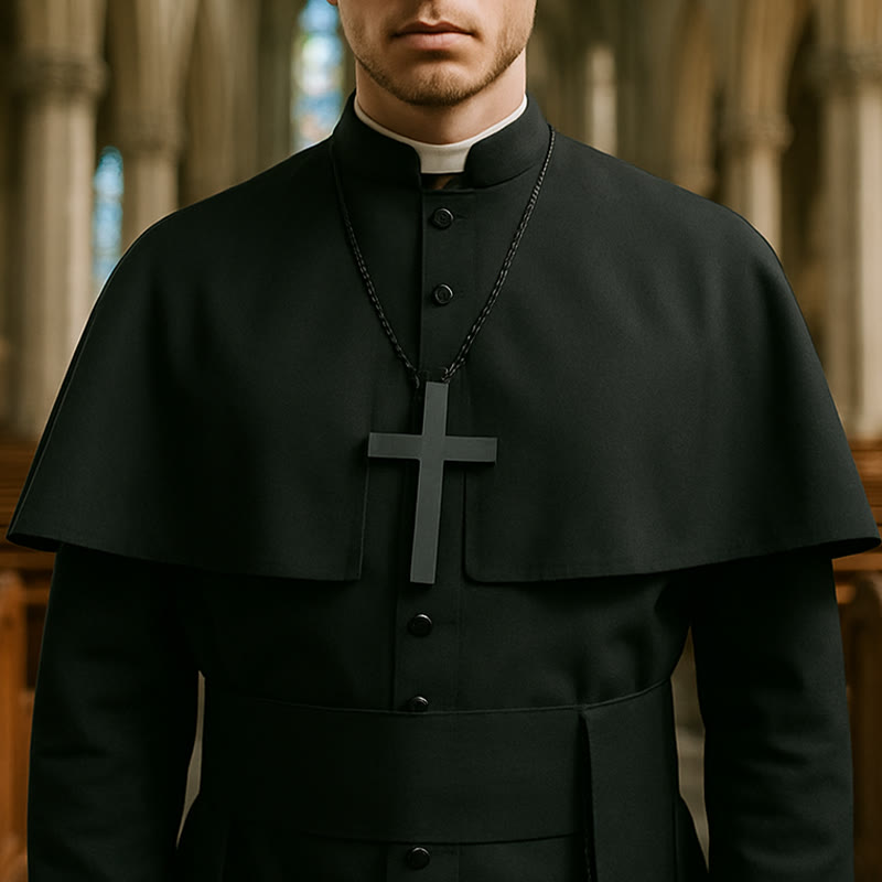 Christianartworkshop Mehrfarbige zeremonielle römische Soutane-Gewandung: Mittelalterliche Priesterästhetik - Schwarz - 2XL - image 0