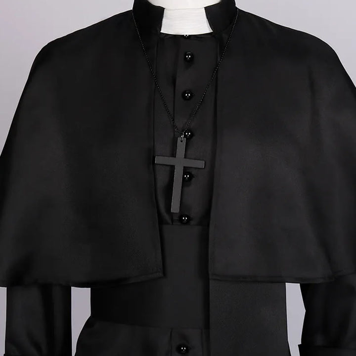 Christianartworkshop Mehrfarbige zeremonielle römische Soutane, Klerusrobe: Ästhetik mittelalterlicher Priester - image 3