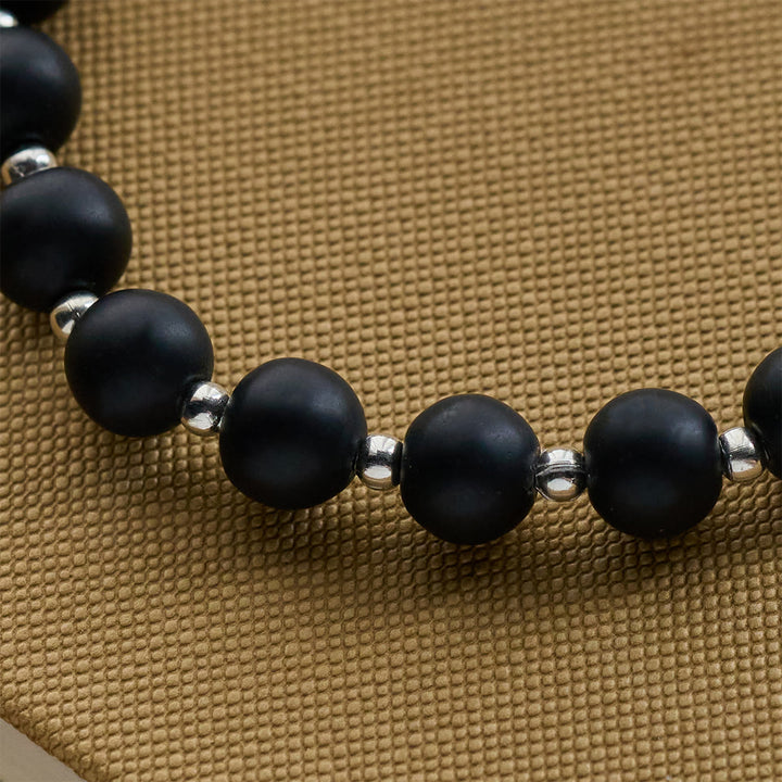 Christianartworkshop Armband mit mattem schwarzen und weißen Lavasteinen und Kuh-Katzen-Segen - image 4