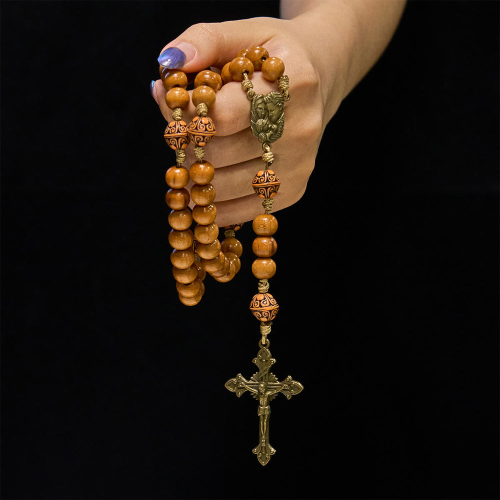 Christianartworkshop Rosenkranz mit Heiliger Familie und Kruzifix aus 10 mm Olivenholzperlen, handgefertigt, für heilige Gebete - image 2
