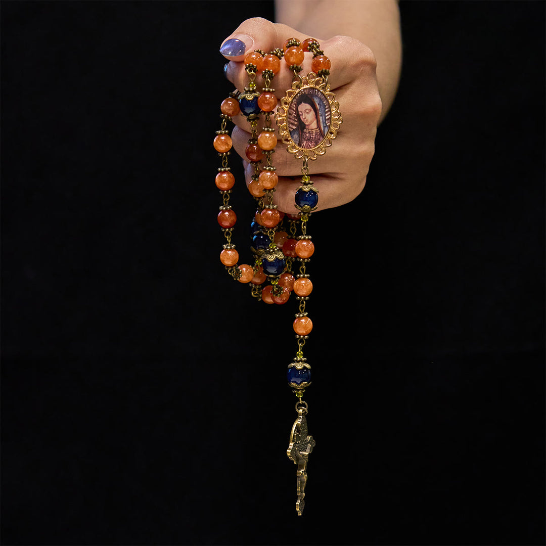 Christianartworkshop Handgefertigter Rosenkranz mit Medaille aus orangefarbenem Chalcedon „Unsere Liebe Frau, St. Benedikt“ - image 2