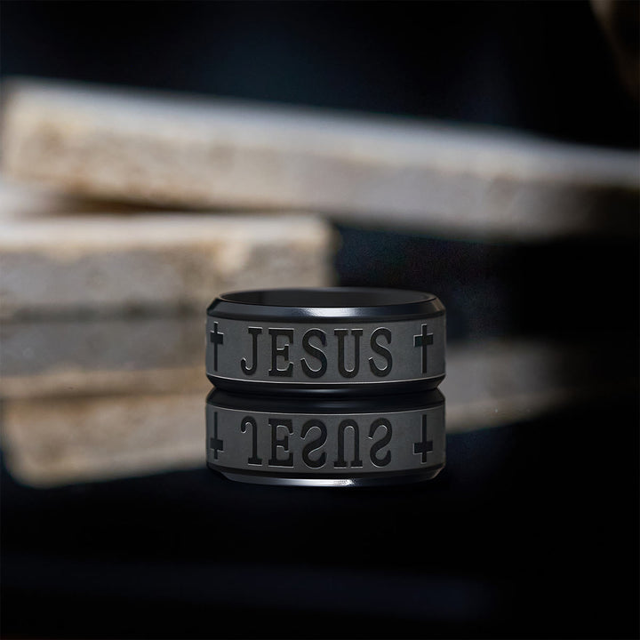 Christianartworkshop Titanstahlring mit Lasergravur „JESUS“ - image 12