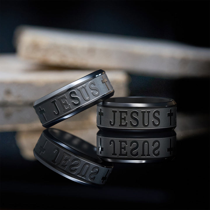 Christianartworkshop Titanstahlring mit Lasergravur „JESUS“ - image 6