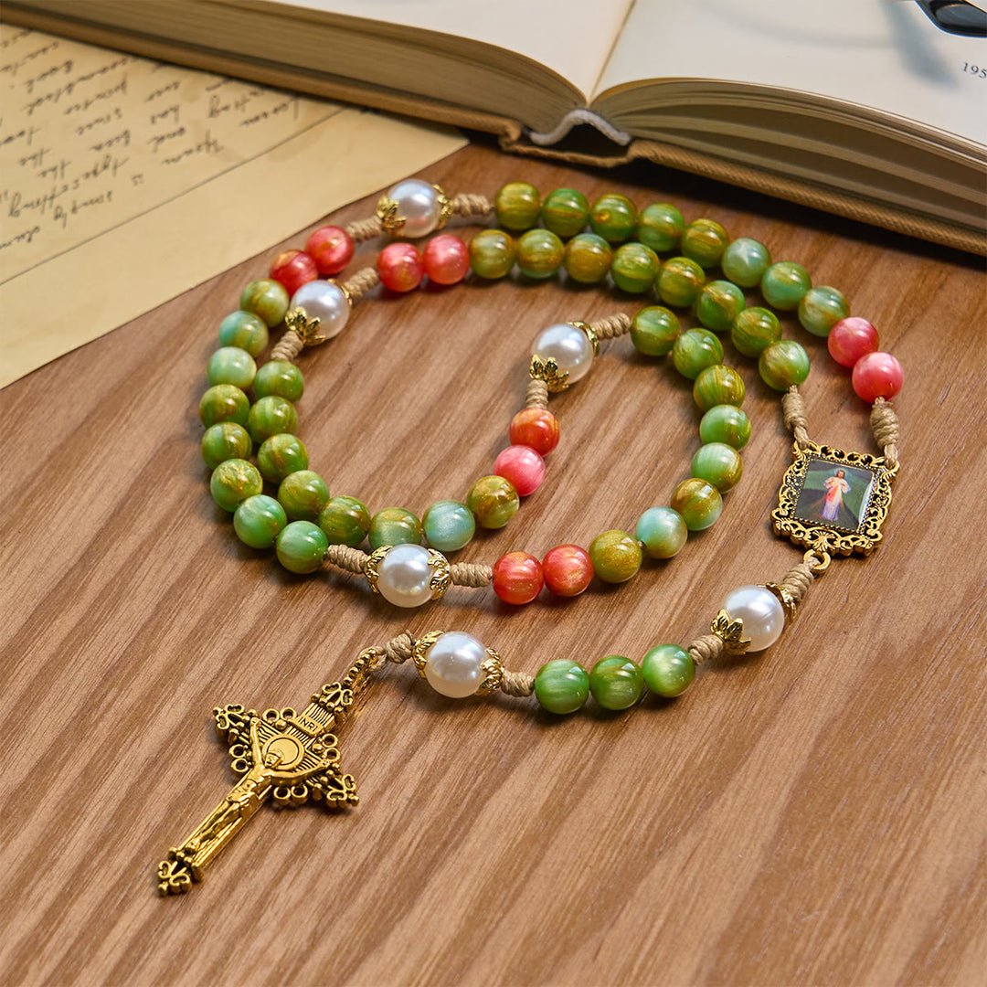 Christianartworkshop Handgefertigter Rosenkranz „Christmas Blessings“ der Göttlichen Barmherzigkeit mit rot-grünen Perlen und bronzenem Kruzifix - Weihnachts-Barmherzigkeits-Rosenkranz - image 1