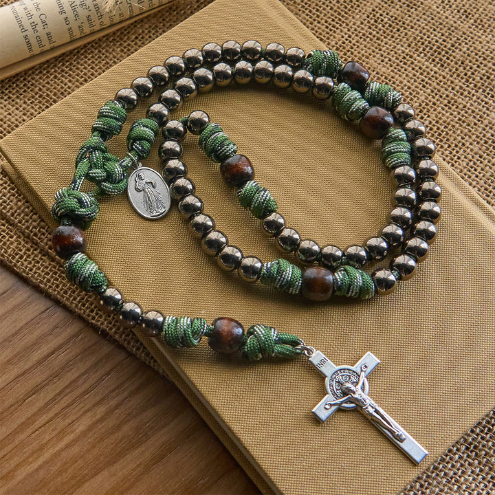 Christianartworkshop Robuster Paracord-Segensrosenkranz aus metallischen Perlen: Geschützt durch den Heiligen Geist und die göttliche Barmherzigkeit - Paracord-Segensrosenkranz - image 1
