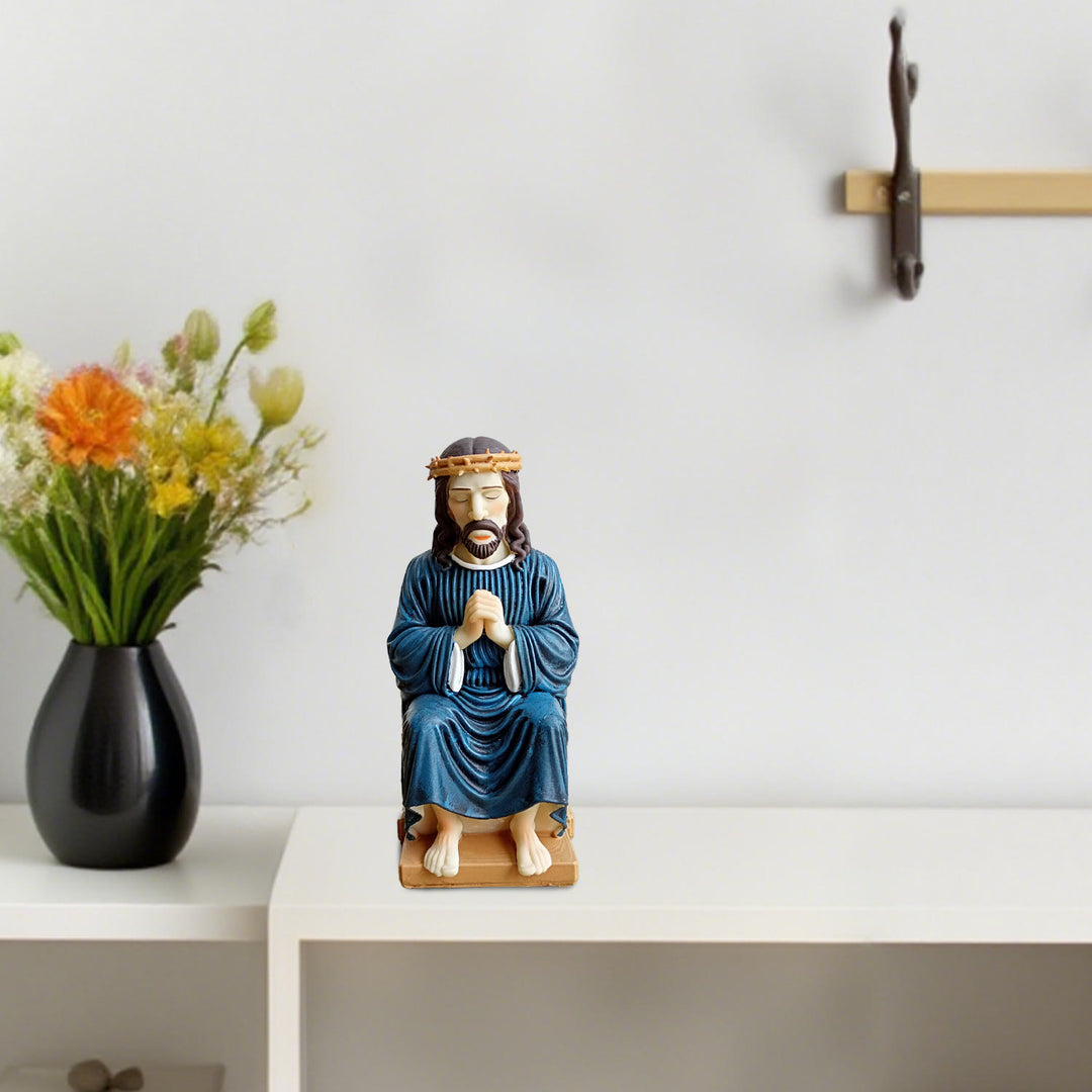 Christianartworkshop Klassische Figur aus Kunstharz, betender Jesus mit Dornenkrone: Ein zeitloser treuer Begleiter für Zuhause und Büro - image 2
