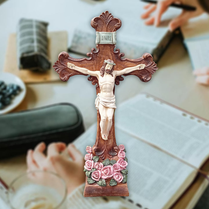 Christianartworkshop Classic INRI – Kruzifix-Ornament mit Inschrift: Ein anmutiger Ausdruck des frommen Glaubens - image 2