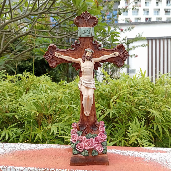 Christianartworkshop Classic INRI – Kruzifix-Ornament mit Inschrift: Ein anmutiger Ausdruck des frommen Glaubens - image 3