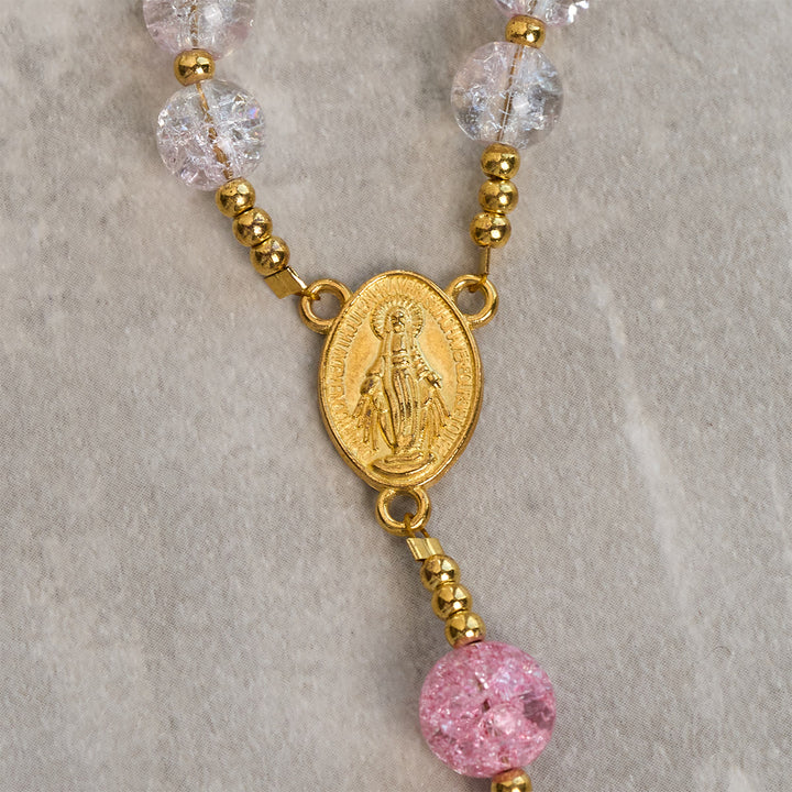 Christianartworkshop Rosenkranz aus 8 mm großen Crackle-Glasperlen in Regenbogenfarben mit Unserer Lieben Frau und Kreuz - image 6
