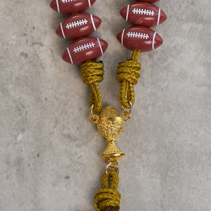 Christianartworkshop Heiliger Gral Segen mit rotem Fußball-Rosenkranz und goldener Kordel: Gebet um Stärke - image 6
