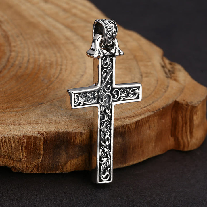 Christianartworkshop Filigrane Kreuzkette aus Sterlingsilber mit goldener Taube: Eine exquisite Mischung aus Detail und Hingabe - image 5