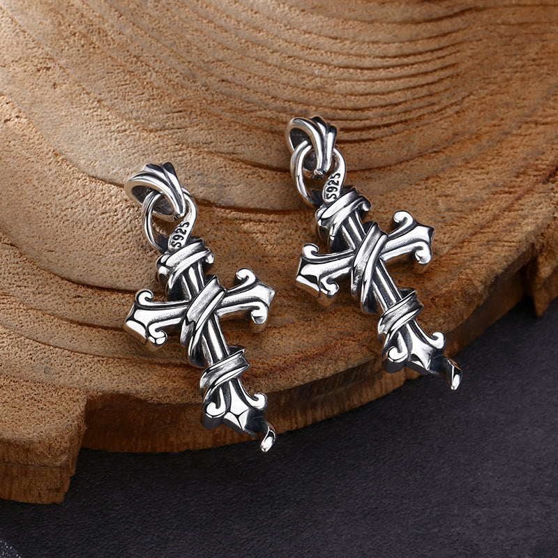 Christianartworkshop Retro-inspirierte Kreuzohrringe aus Sterlingsilber mit gedrehtem Design: Ein nostalgisches Symbol des Glaubens - image 1