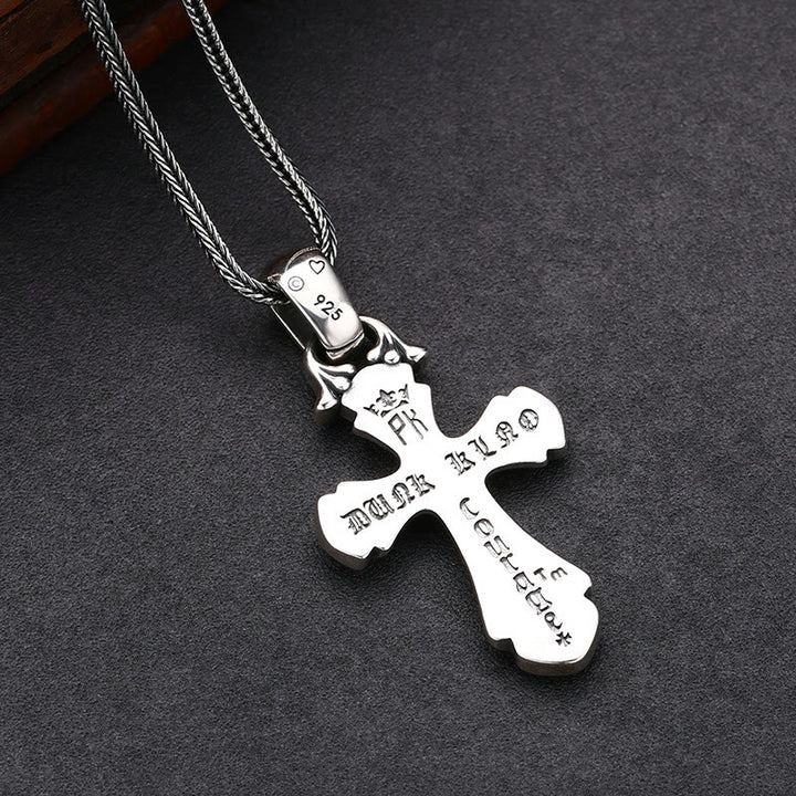 Klassische Kreuzkette aus Sterlingsilber von Christianartworkshop mit funkelnden Steinen: Ein tiefgründiges Symbol des Glaubens - image 3