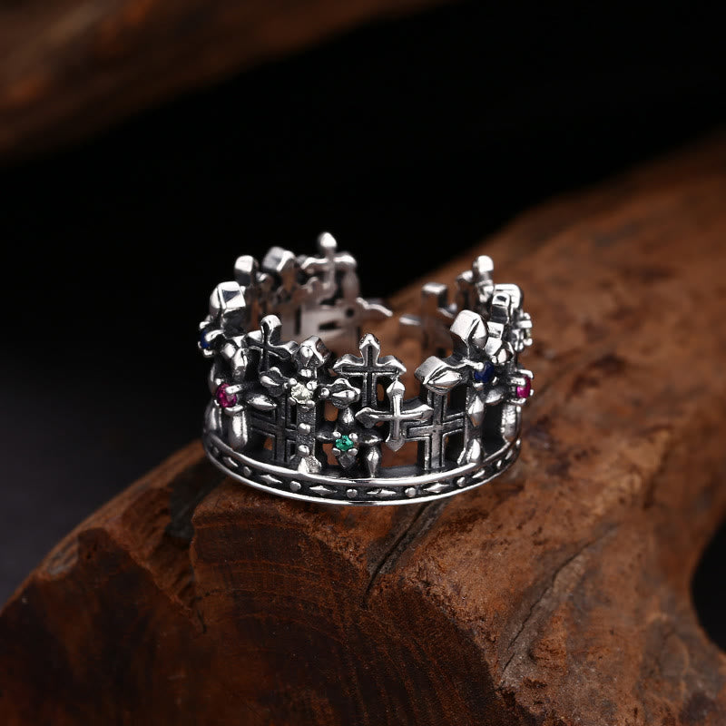 Christianartworkshop Gothic – Silberner Kronenkreuzring mit Zirkonia, inspiriert von der Gotik: Ein mutiger Ausdruck spiritueller Ehrfurcht - 925er Sterlingsilber - image 0