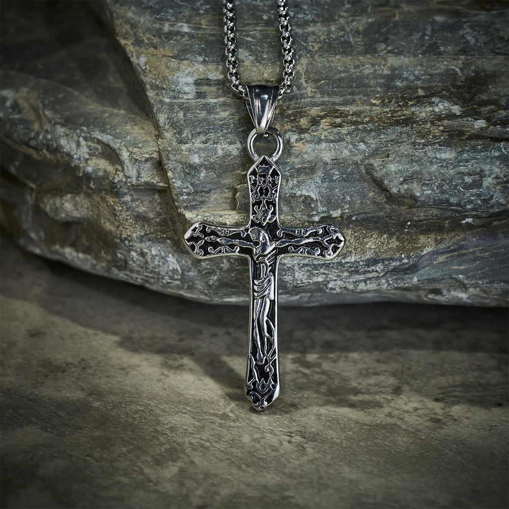 Christianartworkshop Klassische Halskette mit verziertem Kreuz aus Edelstahl: Ein tiefgründiges Symbol des Glaubens - image 1