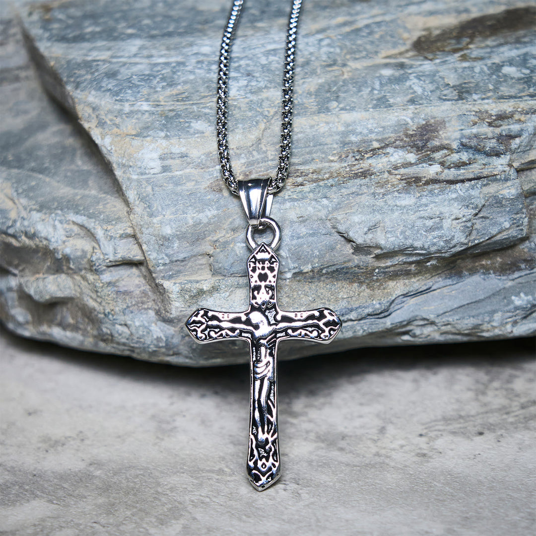 Christianartworkshop Klassische Halskette mit verziertem Kreuz aus Edelstahl: Ein tiefgründiges Symbol des Glaubens - image 2