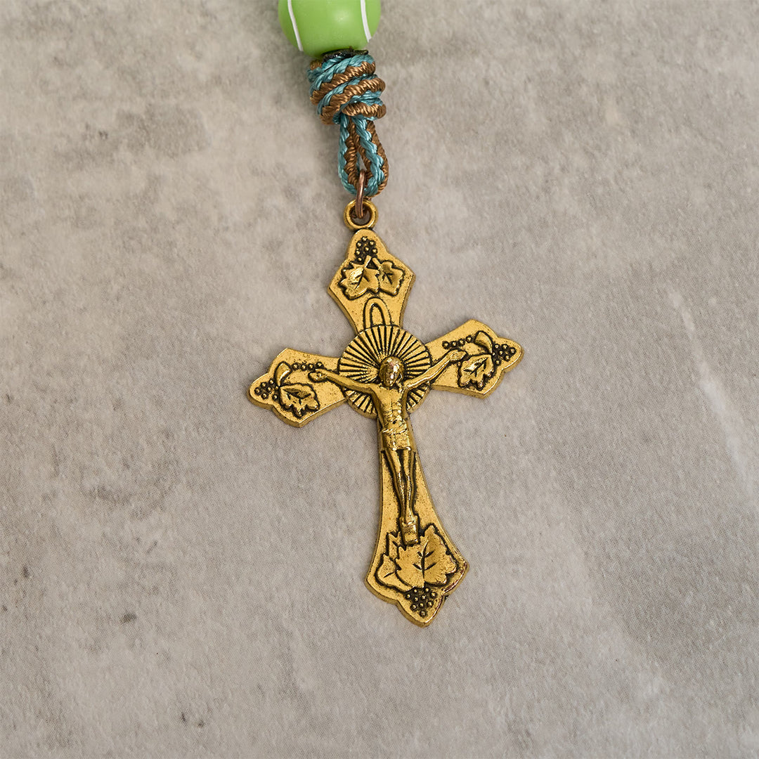 Christianartworkshop Siegeskreuz mit dynamischem Tennis-Gebetsrosenkranz: Glaube trifft sportliche Leidenschaft - image 8