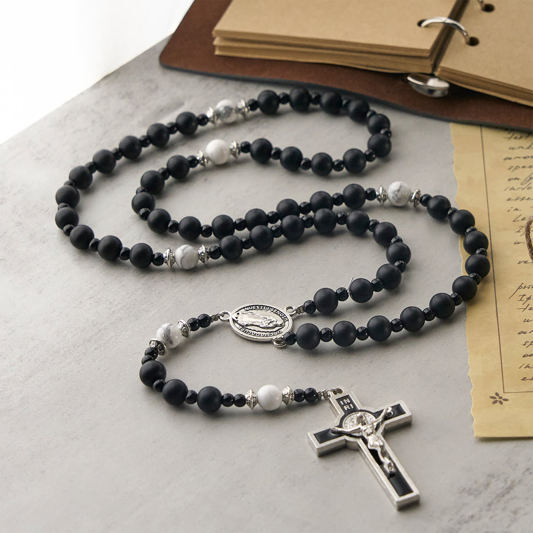 Christianartworkshop Handgefertigter Rosenkranz aus mattschwarzen Perlen mit silbernem Kruzifix und Wundertätiger Medaille - Wundertätige Medaille & Kruzifix - image 0