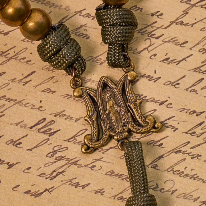 Christianartworkshop Enduring Faith Paracord-Rosenkranz mit Bronzeperlen: Tradition mit Stärke gewebt - image 7