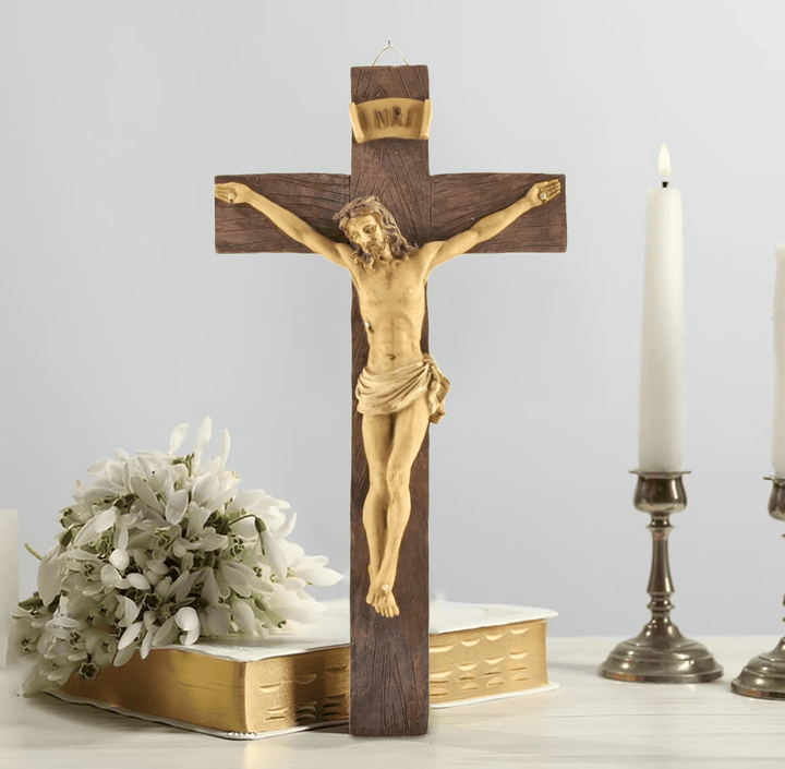 Christianartworkshop INRI – Beschriftetes Harzkruzifix: Ein tiefgründiges Symbol der Ehrfurcht - image 3