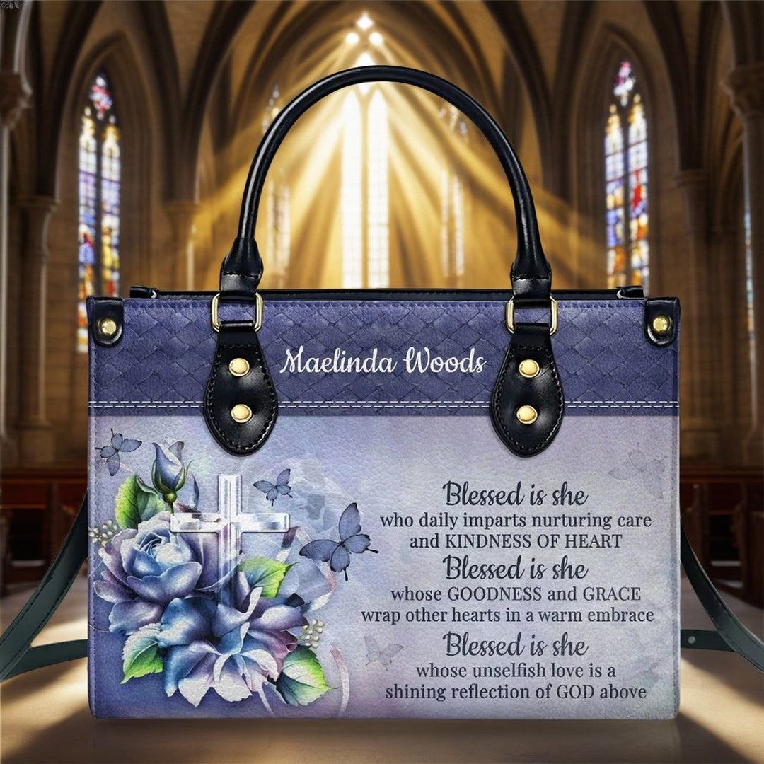 Christianartworkshop Graceful Scripture Blessed is She Personalisierte Lederhandtasche in violett-blauen Tönen - XL - Normal (keine Sonderanfertigung) - image 0