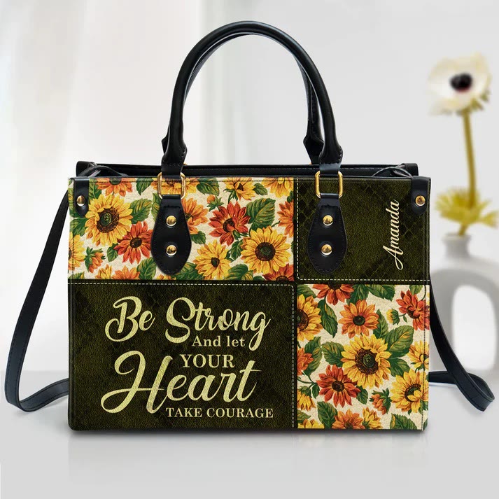 Personalisierte Patchwork-Lederhandtasche von Christianartworkshop mit Sonnenblumen und inspirierendem Zitat - XL - Standard (keine Sonderanfertigung) - image 0