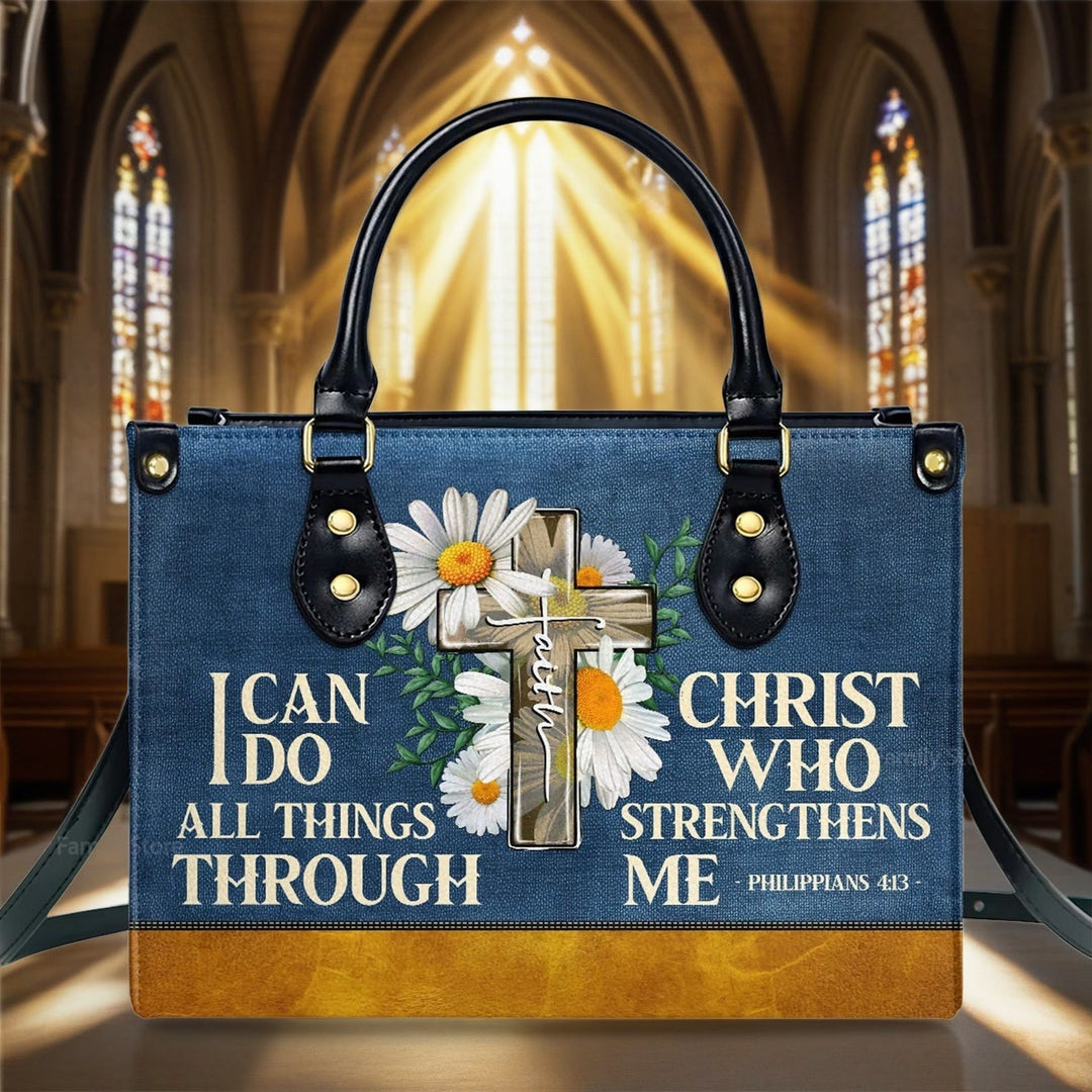 Christianartworkshop – „Ich kann alles durch Christus tun“ – Personalisierte Lederhandtasche mit Gänseblümchenmotiv - image 5