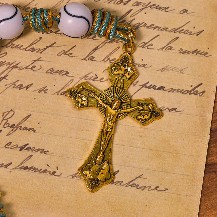 Christianartworkshop Sports – Rosenkranz mit zentrischen Tennisballperlen, Kruzifix und Heiligem Gral - image 8