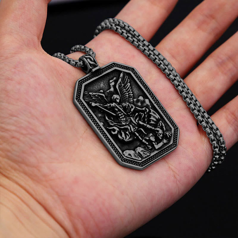 Christianartworkshop Klassische Halskette mit Anhänger aus Edelstahl – Schutzsymbol des Erzengels Michael - image 22