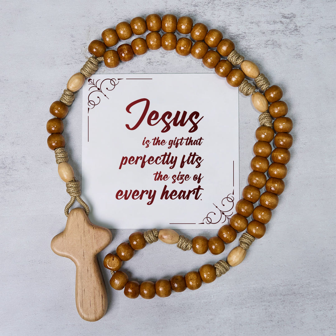 Christianartworkshop GEBETSVOLLER GLAUBE: Handgefertigter minimalistischer Rosenkranz aus Olivenholz mit Geschenkkarte - Jesus ist das Geschenk - image 3