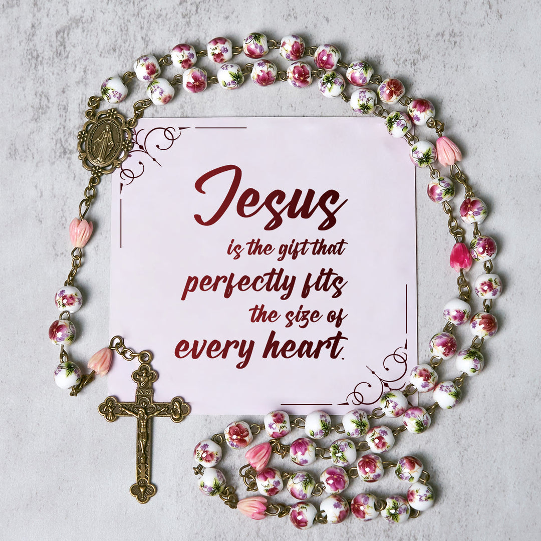 Christianartworkshop GEBETSVOLLER GLAUBE: Handgefertigter Rosenkranz aus Blumenharzperlen mit Geschenkkarte - Jesus ist das Geschenk - image 2