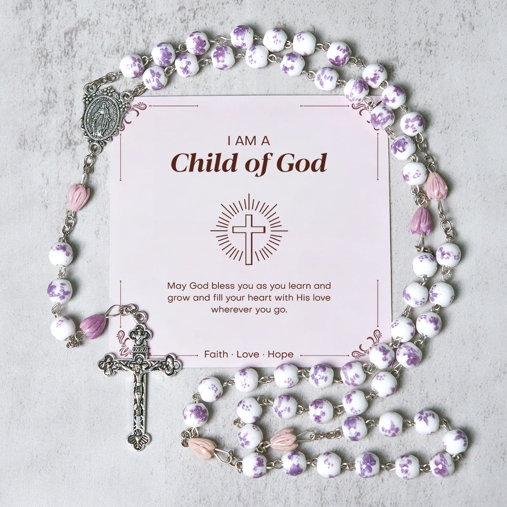 Christianartworkshop GEBETSVOLLER GLAUBE: Handgefertigter Rosenkranz aus lila Blumenperlen mit Geschenkkarte - Kind Gottes - image 1