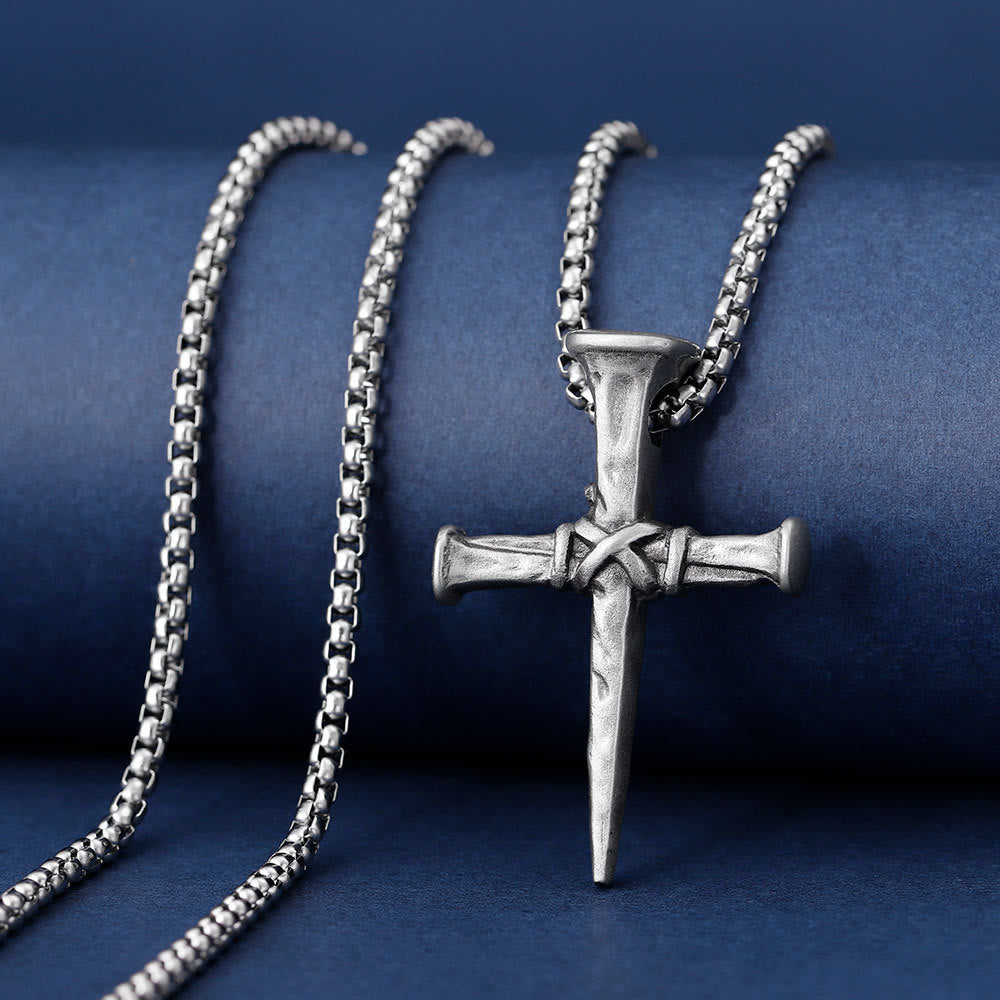 Christianartworkshop Künstlerische Halskette mit Kreuz in Nagelform zum Ausdruck des Glaubens - image 2