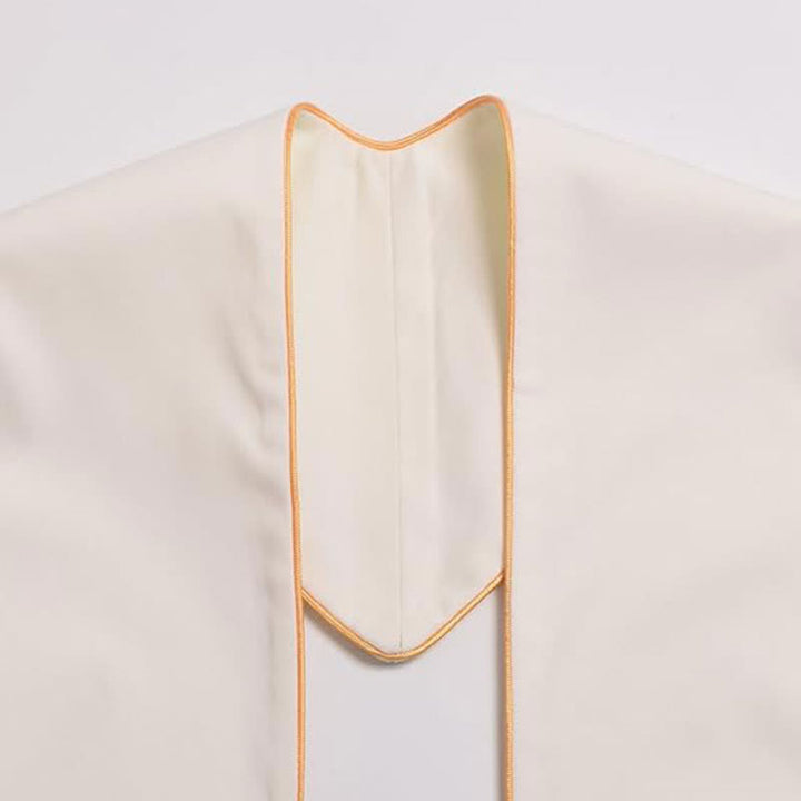Zeremonielle weiße Priesterstola von Christianartworkshop mit farbigen Kreuzen und goldenen Fransen - image 3